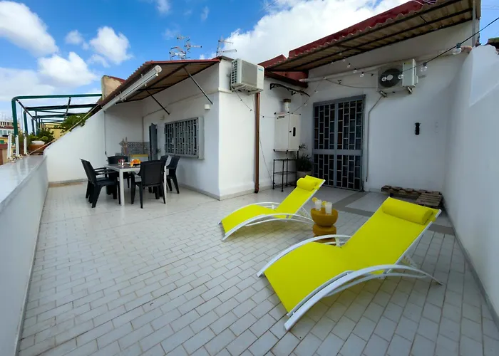 Rooftop Terrace - Your Oasis In The *