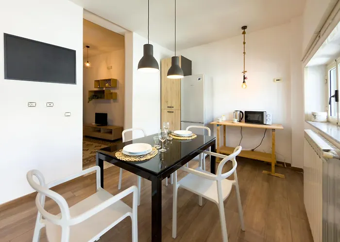 Rooftop Terrace - Your Oasis In The *